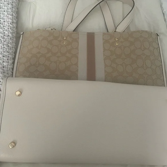 Coach Signature Beige and Cream Tote - Picture 4 of 10